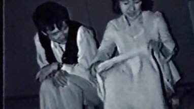 Yaramaz öğrenci Dani amatör gizli porno vardır eğlence için oyun ile ona sıkı