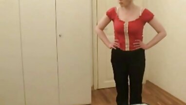 Banyoda turuncu-karısı amatör çekim seks video oyuncak