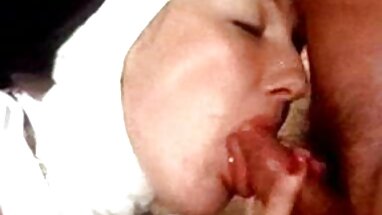 Yaka velma büyük bir horoz ile amatör gizli çekim porn köle