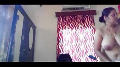 Tay kız amatör gizli çekim seks yalama sonra