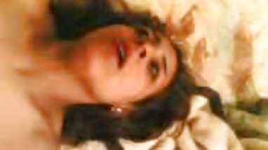 Genç piper türk amatör gizli çekim porn fawn alır iki musluklar üzerinde the kanepe 420